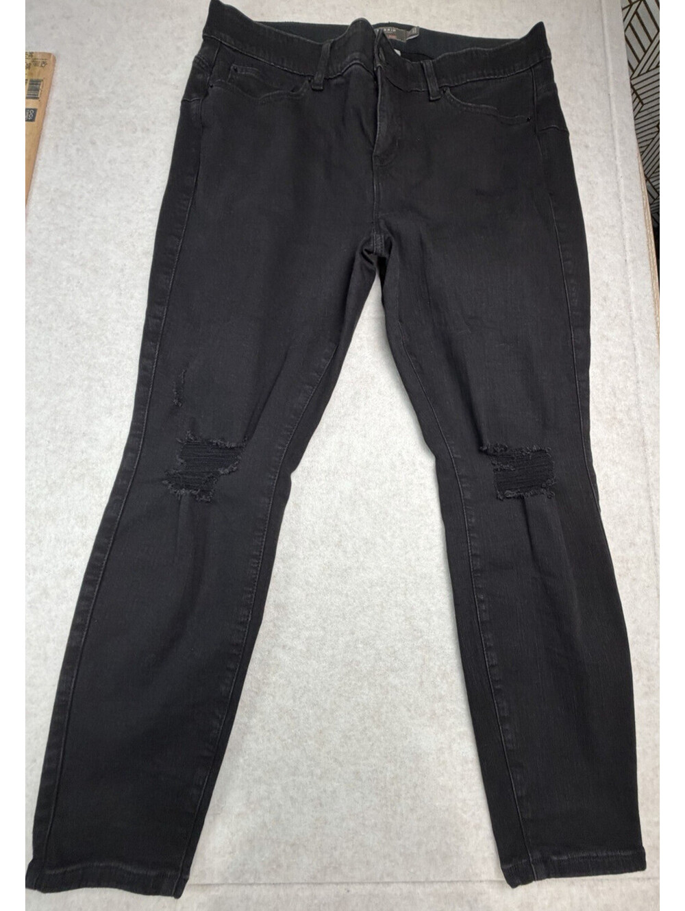 Torrid Bombshell Skinny Jeans Women's 18 Short Black Distressed Stretch Denim